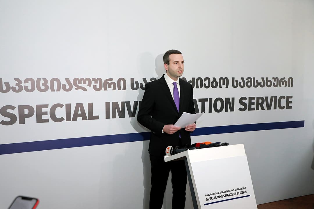 “ფორმულას“ თანამშრომლებისთვის პროფესიულ საქმიანობაში უკანონოდ ხელის შეშლის ფაქტზე ერთი პირი დააკავეს