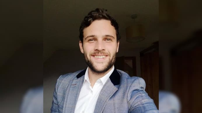 Frontnews image description