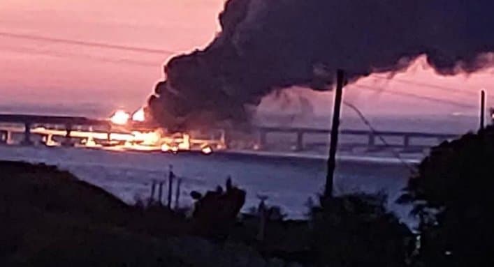 ყირიმის ხიდის ნგრევა – ოკუპანტებმა აფეთქებაში უკრაინელები დაადანაშაულეს