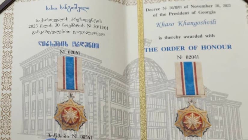 President honors late writer Khaso Khangoshvili with order of honor