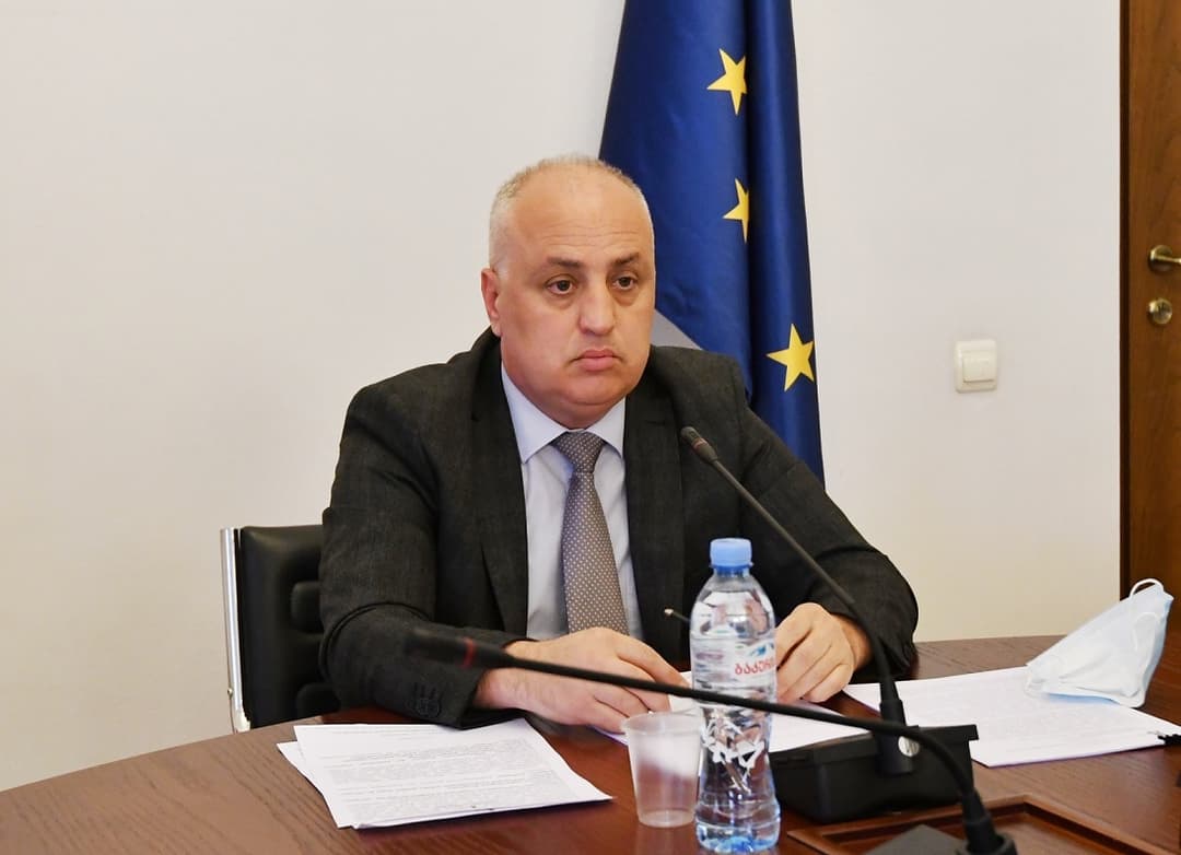 დიმიტრი ხუნდაძე – ვაქცინების რჩევა-რჩევაში შესაძლოა, მძიმე გართულებას თავი ვერ ავარიდოთ