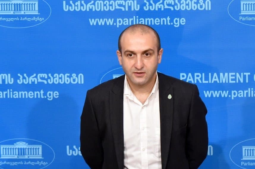 “გირჩმა” კანაფის მოხმარებასთან დაკავშირებით საკანონმდებლო ინიციატივა მოამზადა