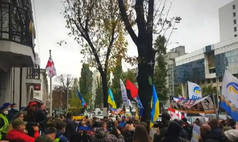 Frontnews image description