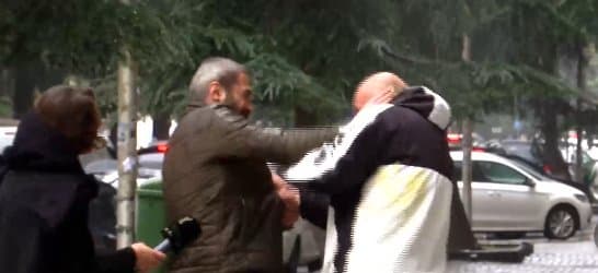 პირდაპირ ეთერში ჩართვის დროს გიორგი კირთაძეს თავს დაესხნენ