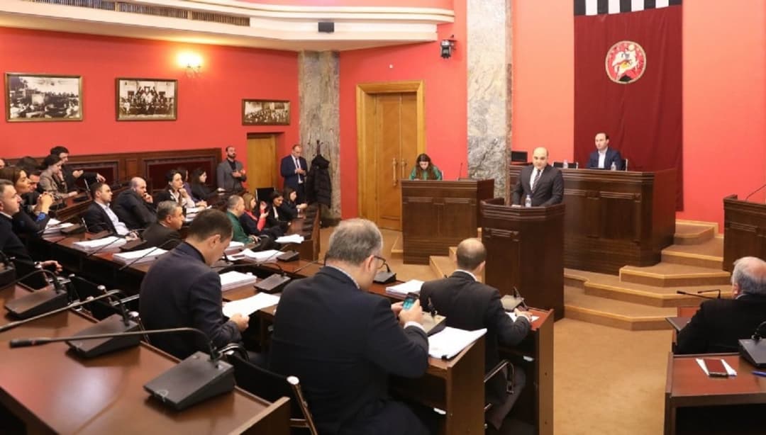 ცივი იარაღის ტარებასთან დაკავშირებით სანქციები გამკაცრდება