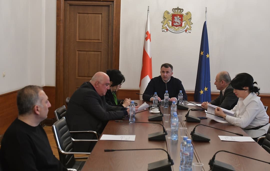 საპროცედურო საკითხთა და წესების კომიტეტმა ლევან იოსელიანის ადგილმონაცვლედ ქეთევან თურაზაშვილს დაუჭირა მხარი