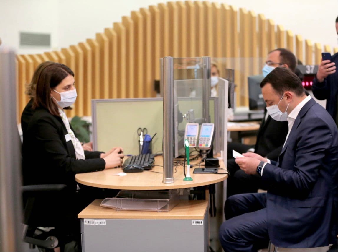 Frontnews image description