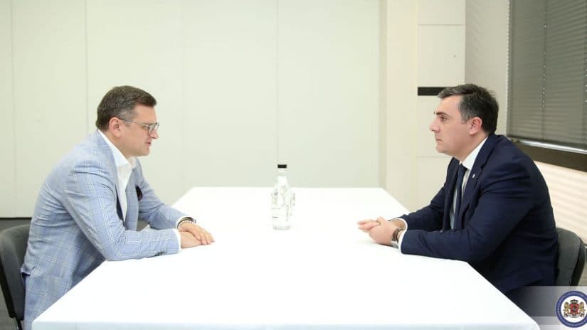 Frontnews image description