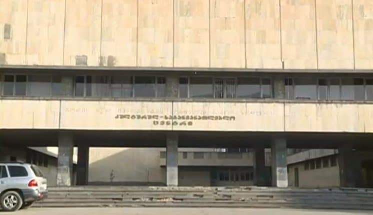 გორის კულტურის სახლში ბიტკოინების ქარხანა აღმოაჩინეს