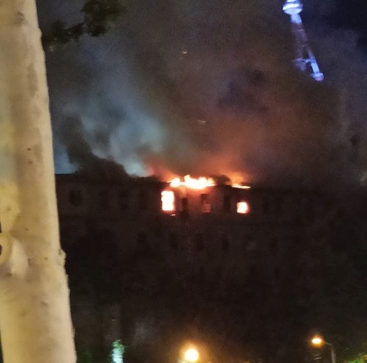 Frontnews image description