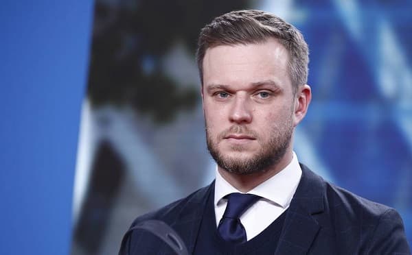 Frontnews image description