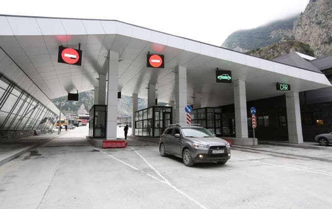 “უკრაინის მოქალაქეებიდან ერთ-ერთის ჯანმრთელობის მდგომარეობა გართულდა, ქართულმა მხარემ მიიღო გადაწყვეტილება მათი შემოშვების შესახებ”