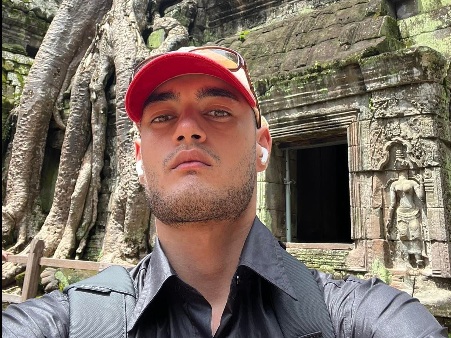 Frontnews image description