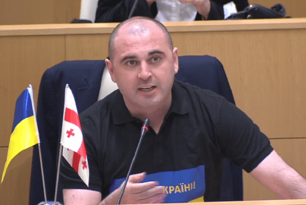 Frontnews image description