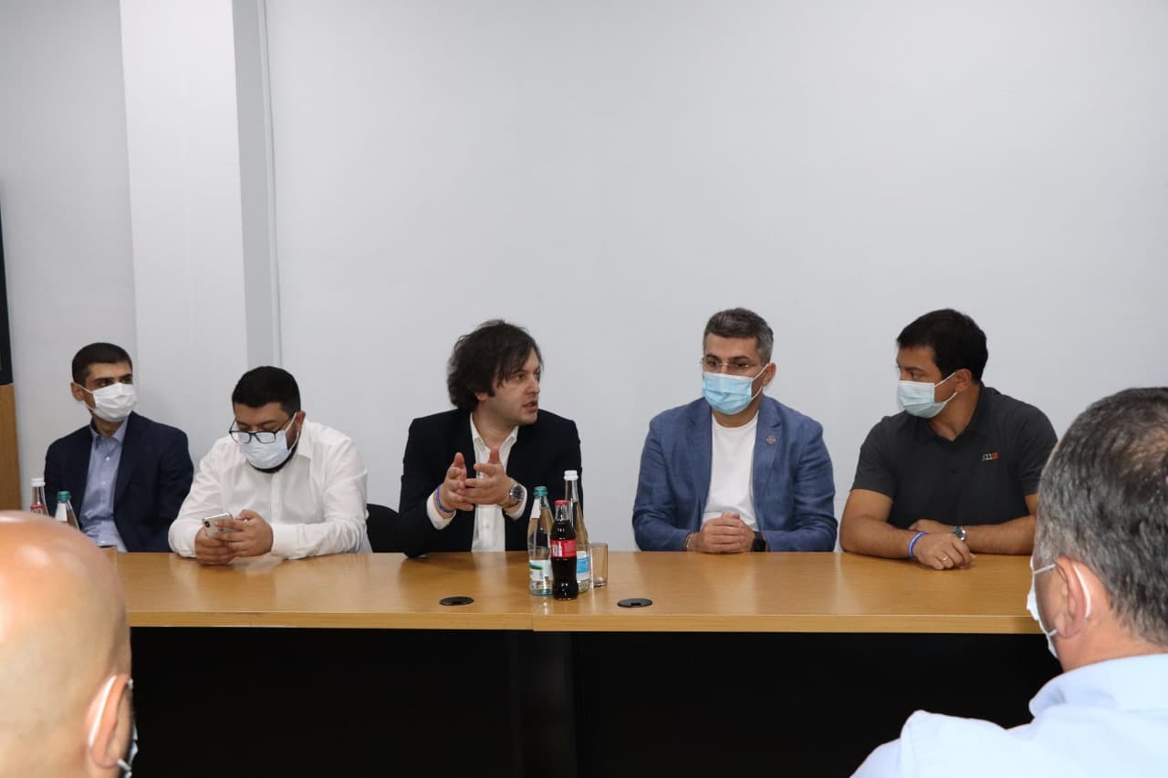 Frontnews image description