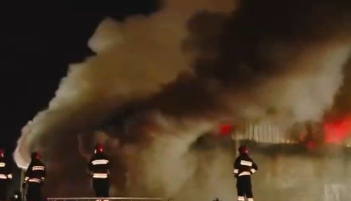 ლილოს ბაზრობაზე ძლიერი ხანძარია