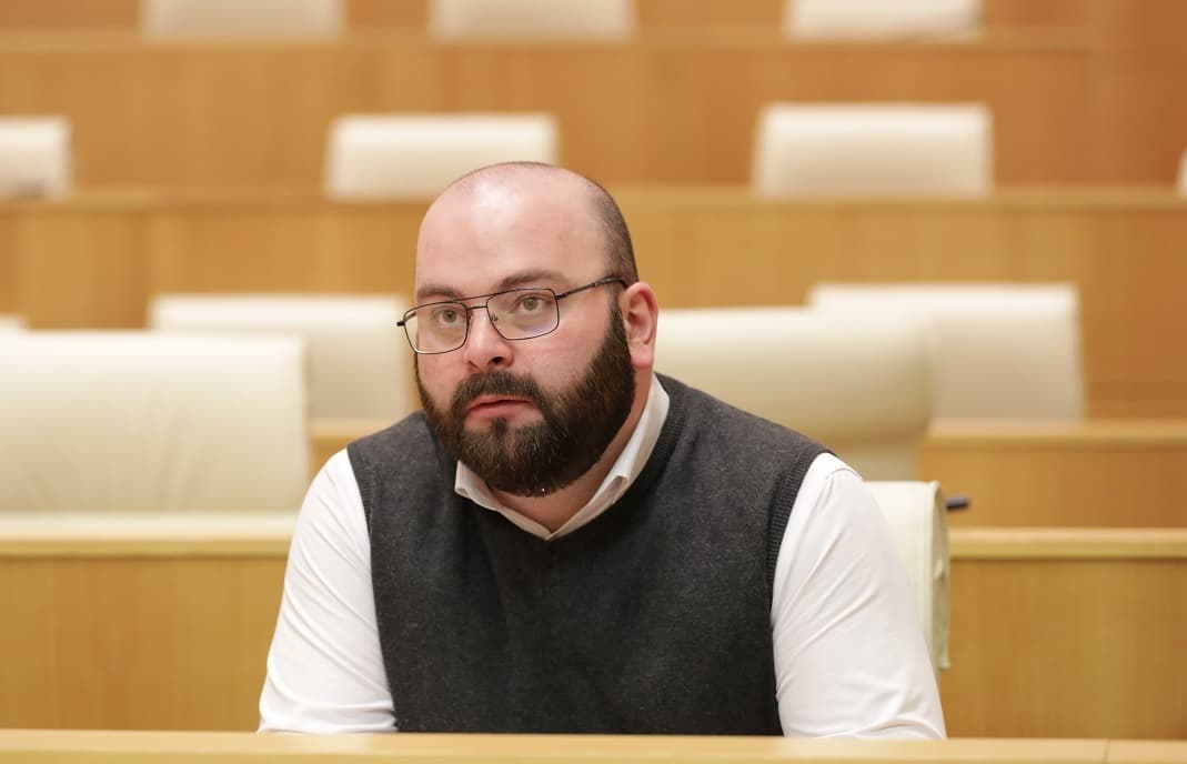 ბექა ლილუაშვილი – ეკონომიკა იზრდება, ასევე იზრდება 20-25 ოჯახის საბანკო და არასაბანკო ანგარიშები, იზრდება “ოცნების” შავი საარჩევნო ყულაბაც