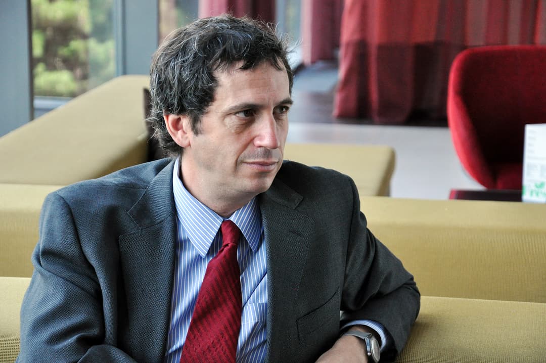 ლინკოლნ მიტჩელი – სააკაშვილი ელოდა, რომ მისი დაბრუნება მყისიერად შეცვლიდა თამაშის წესებს, მაგრამ შეცდა