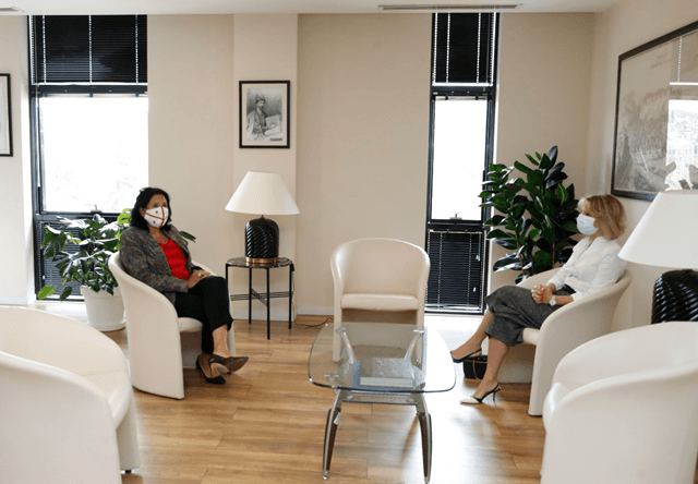 Frontnews image description