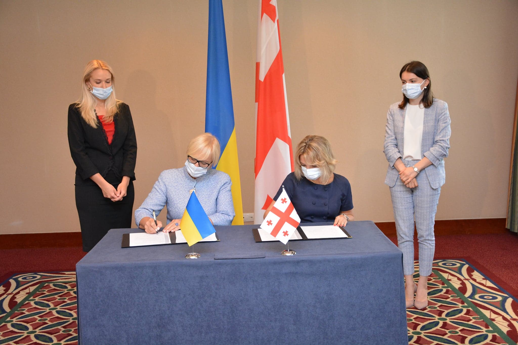 Frontnews image description