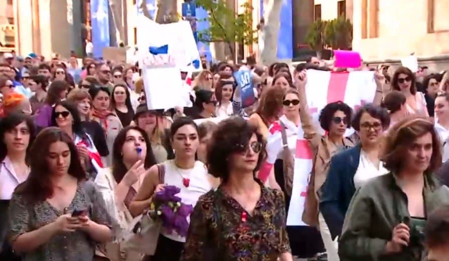“ქალები ვირჩევთ ევროპას” – თბილისსა და სხვა ქალაქებში ქალების მარში გაიმართა