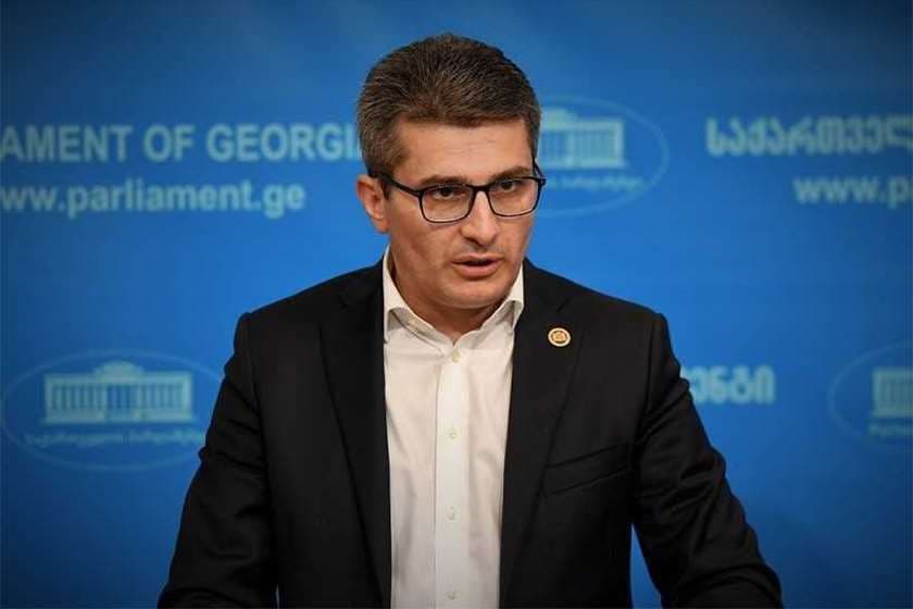 მამუკა მდინარაძე – სამწუხაროა, რომ თვით პრეზიდენტიც კი გაება ამ მახეში