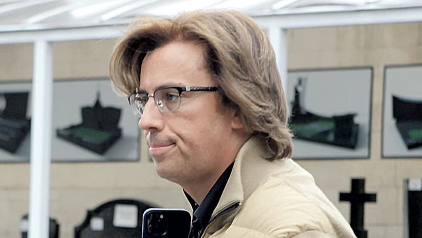 Frontnews image description