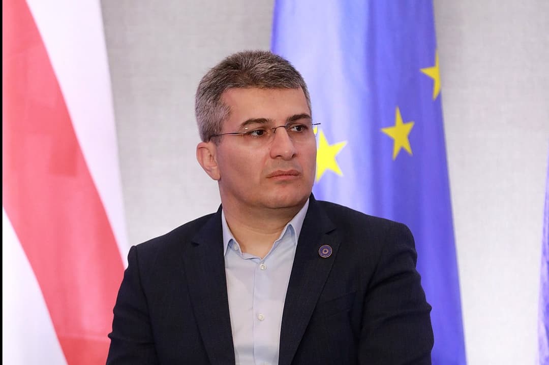 მამუკა მდინარაძე – ასეთი ფეიკ კამპანიით ცდილობს ავტორიტეტის მოპოვებას და იმას ვერ ხვდება, რომ მატყუარებს და მოღალატეებს ქართველები ვერ ვიტანთ