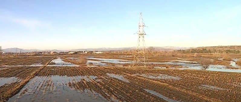 ხაშურსა და ქარელში მდინარეები ადიდდა და კალაპოტიდან გადმოვიდა