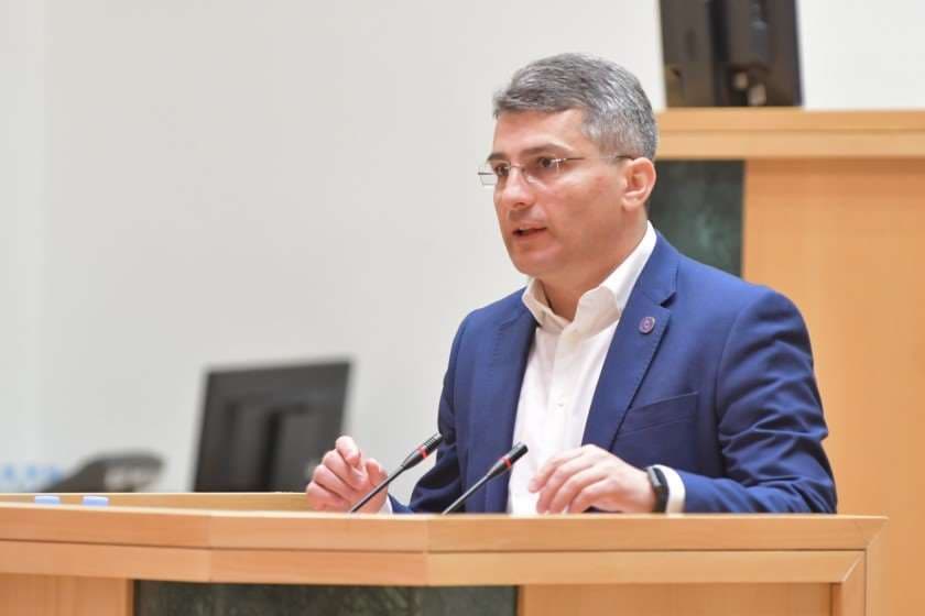 მამუკა მდინარაძე – ძალებმა, რომლებმაც ზეგავლენა სცადეს ბიძინა ივანიშვილზე, რომ შემობრუნებულიყო პოლიტიკაში და ქვეყანა ომში ჩაერთო, ალბათ, ვეღარ შეძლეს იმხელა ზეგავლენა ბერმუდას სასამართლოზე, რომ იქაც სასურველი შედეგი მიეღოთ