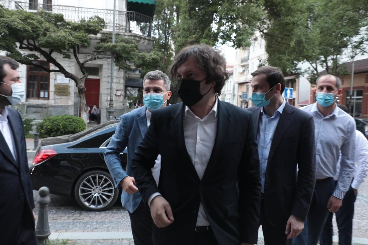 Frontnews image description