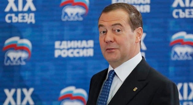Medvedev applauds Trump’s confrontation with Zelenskyy