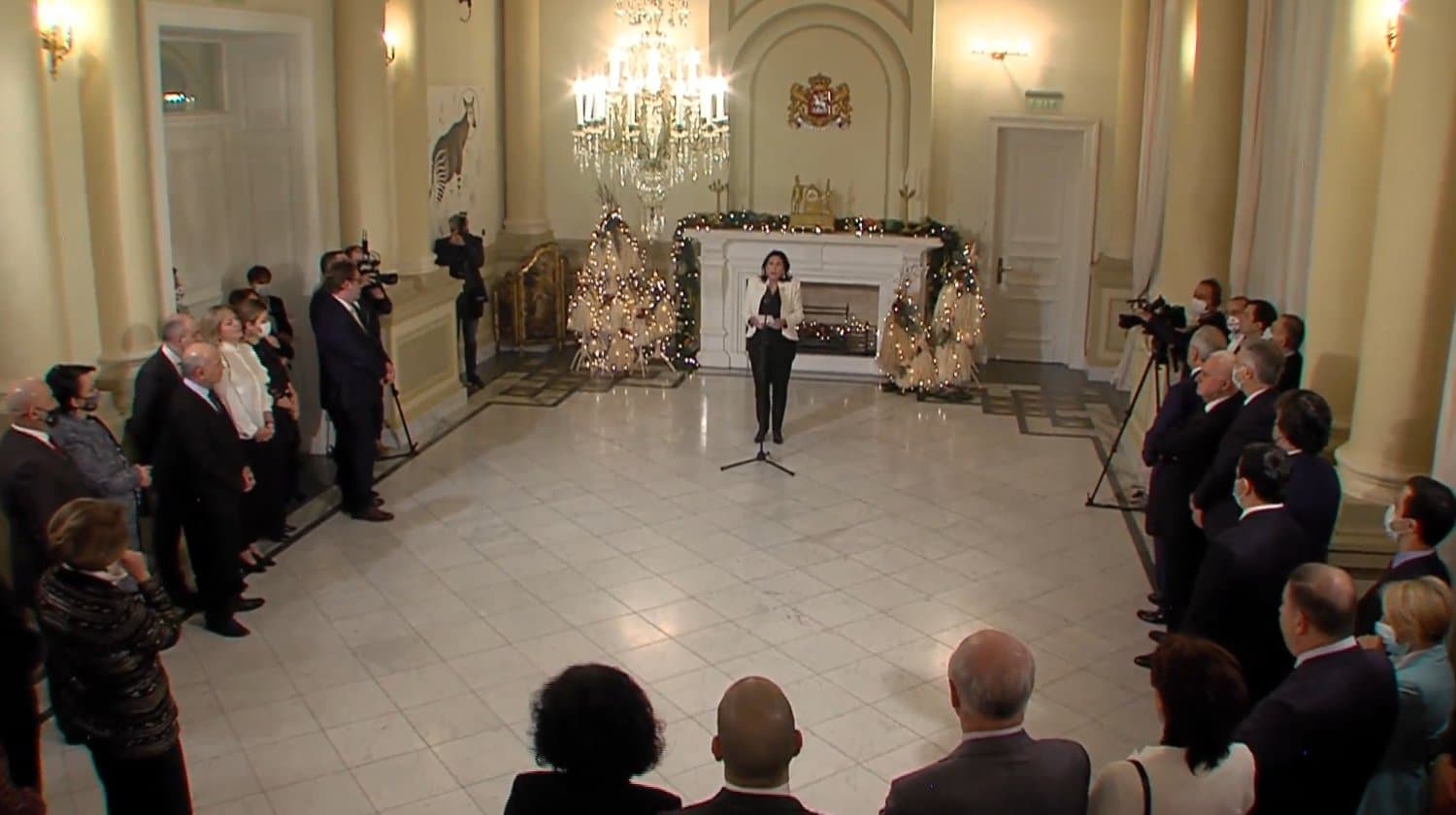 Frontnews image description