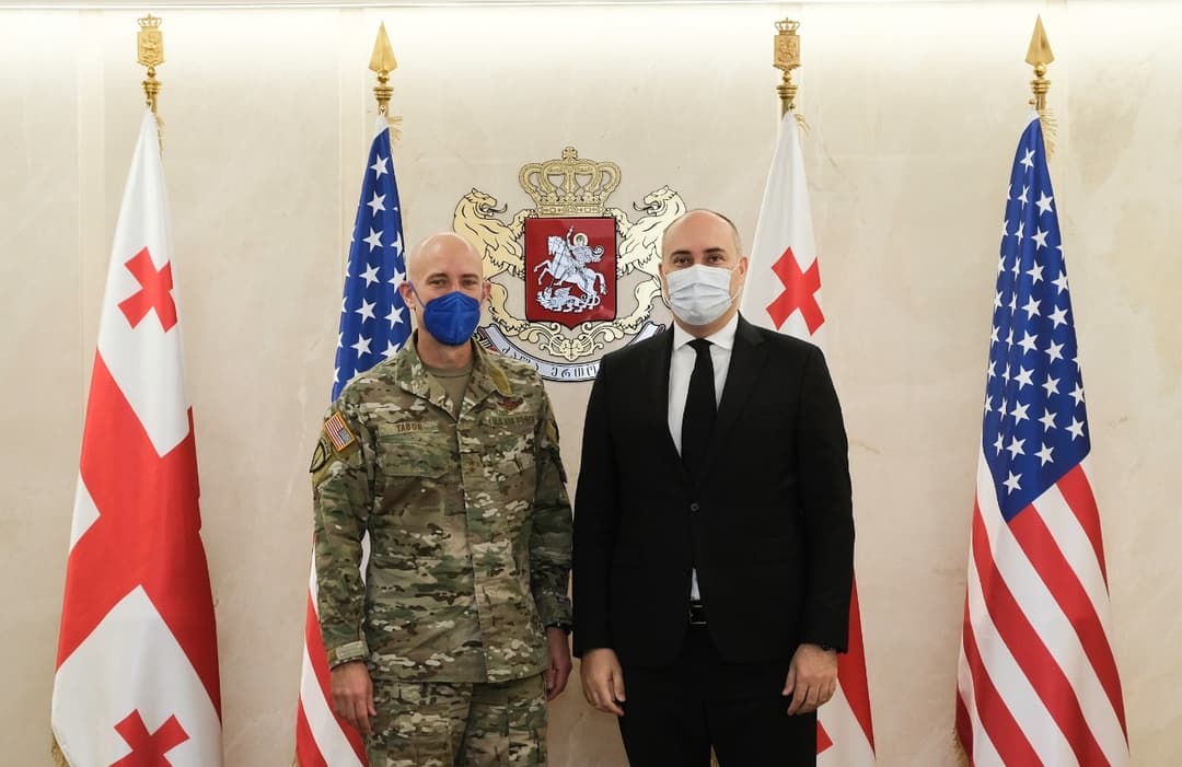 თავდაცვის მინისტრმა ევროპაში აშშ-ის სპეციალური ოპერაციების ძალების მეთაურს უმასპინძლა