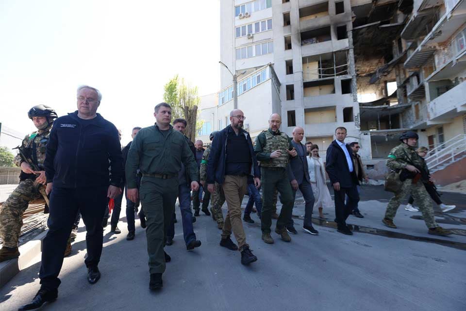 Frontnews image description