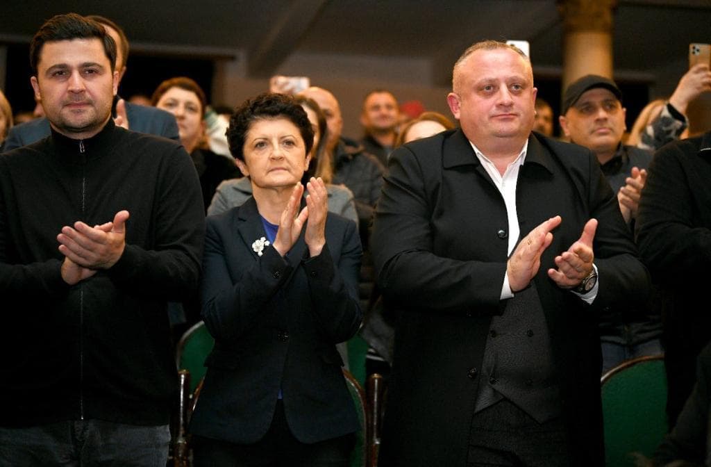 ჭიათურის თეატრის პრემიერას კულტურის მინისტრი დაესწრო