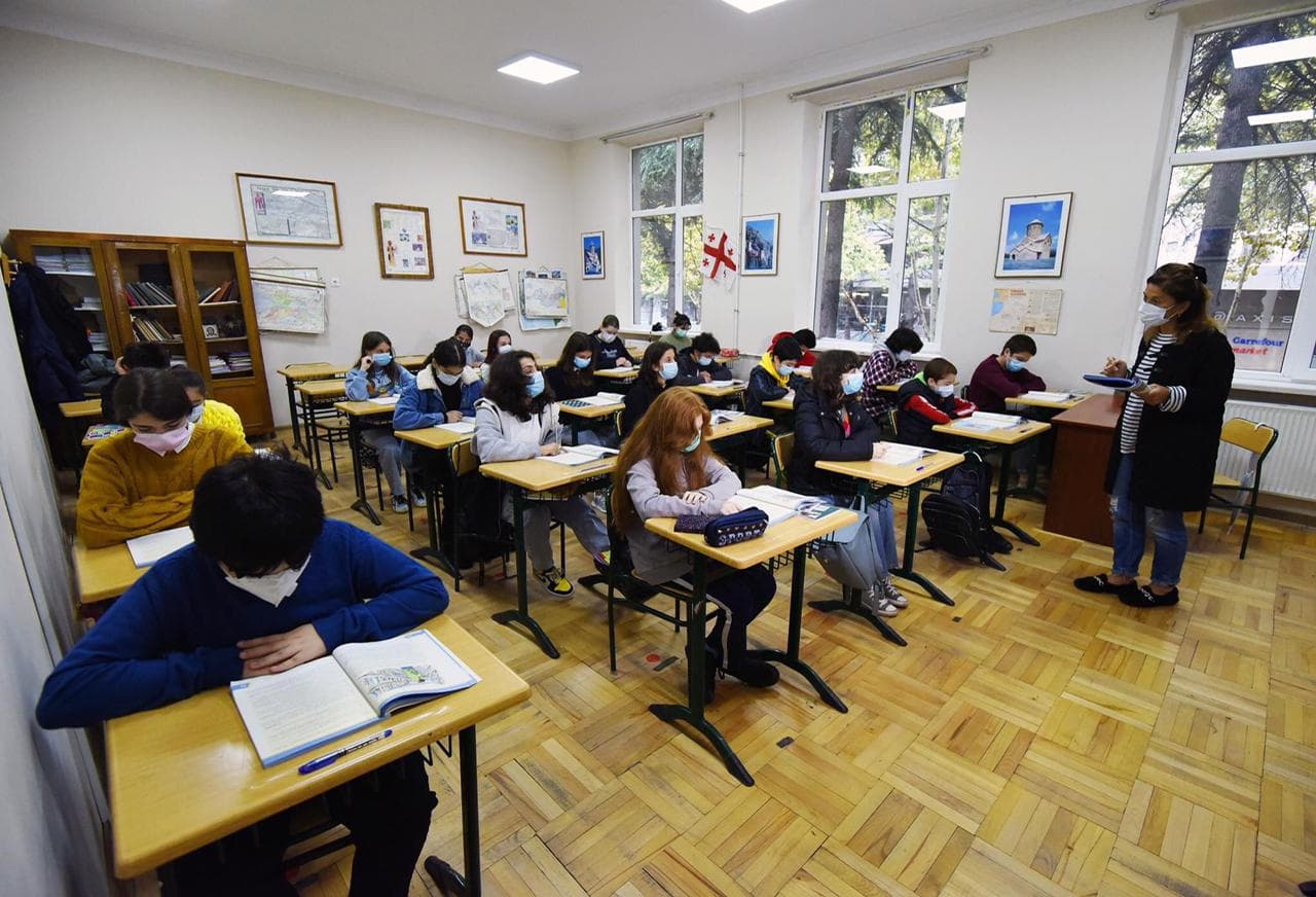 Frontnews image description