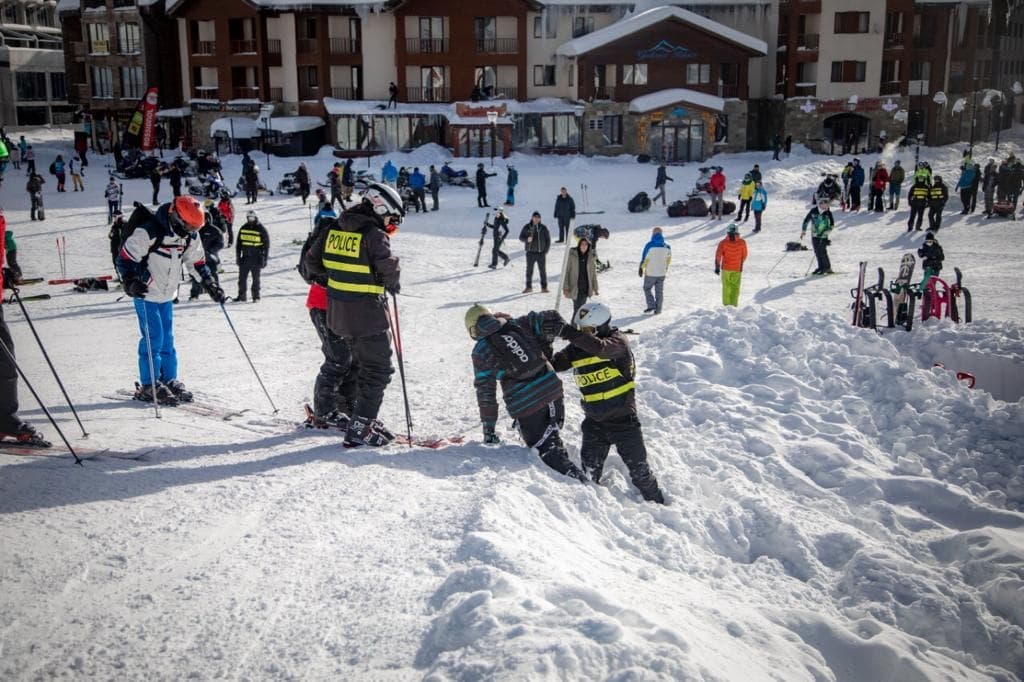 Frontnews image description