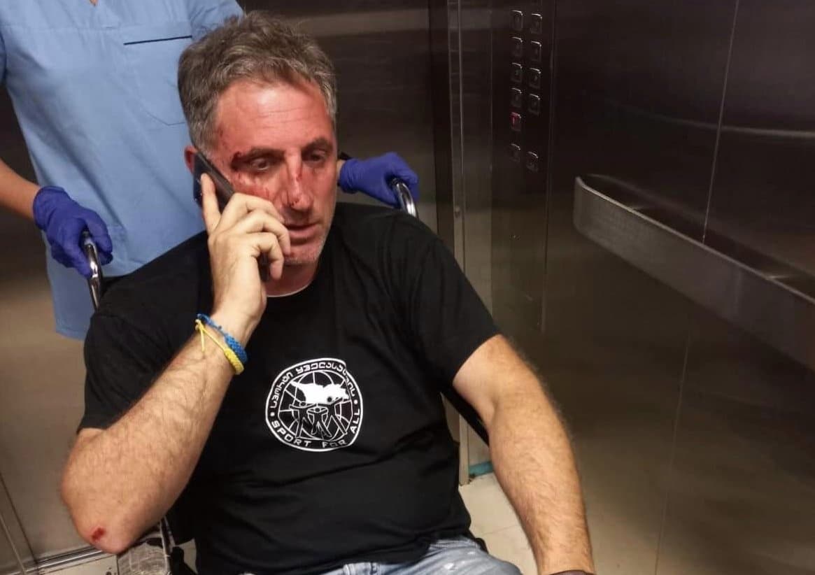 Frontnews image description