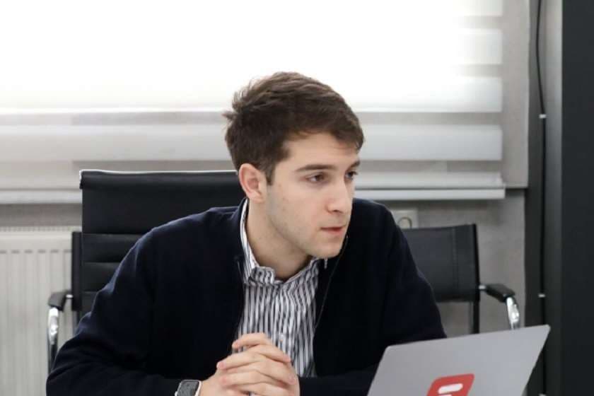 შსს ნიკა კვარაცხელიას მკვლელობაში ბრალდებულების დაკავების შესახებ ინფორმაციას ავრცელებს