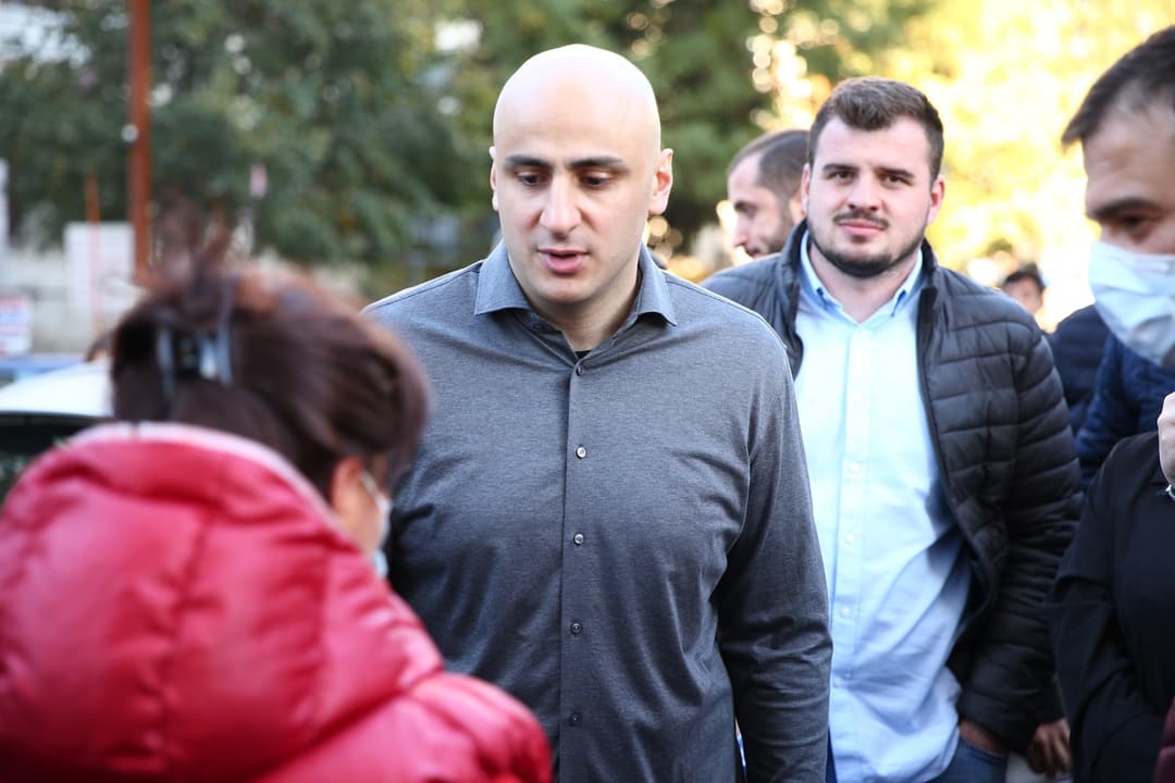 ნიკა მელია – ღარიბაშვილი რომ გიწოდებს უინტელექტოს, მიწა უნდა გასკდეს და ცა ჩამოვარდეს