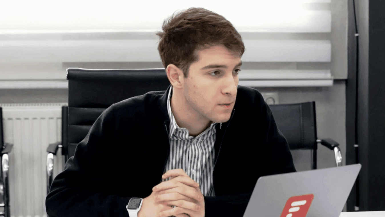 Frontnews image description