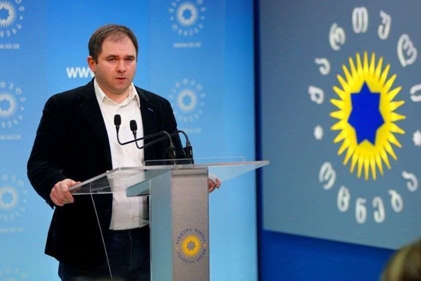 ნიკოლოზ სამხარაძე – 100 ათასზე მეტი ადამიანი შეიკრიბა თბილისის ცენტრში, მოუთმენლად ველით 2012 წლის შემდეგ ზედიზედ მერვე გამარჯვებას