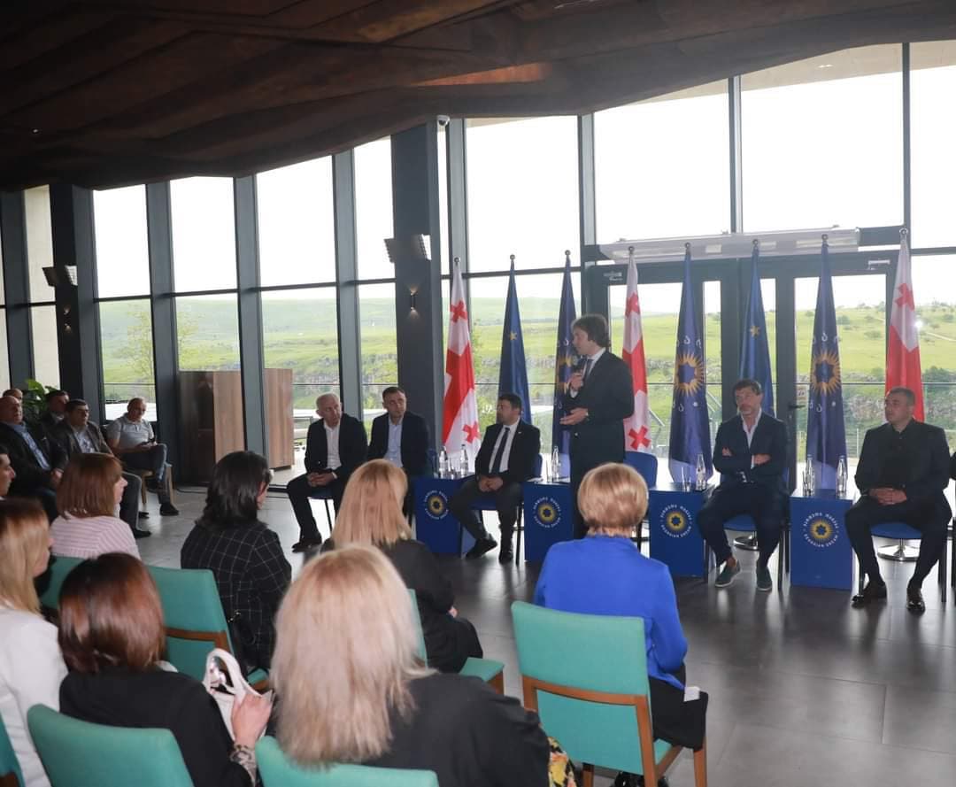 “ქართულმა ოცნებამ“ წალკასა და თეთრიწყაროში ადგილობრივი ორგანიზაციების თავმჯდომარეები და ბიუროს წევრები აირჩია