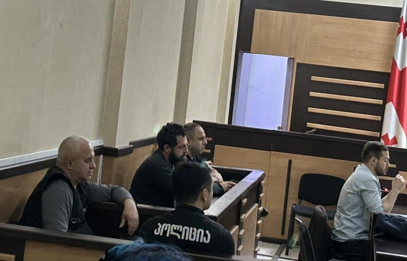 Frontnews image description