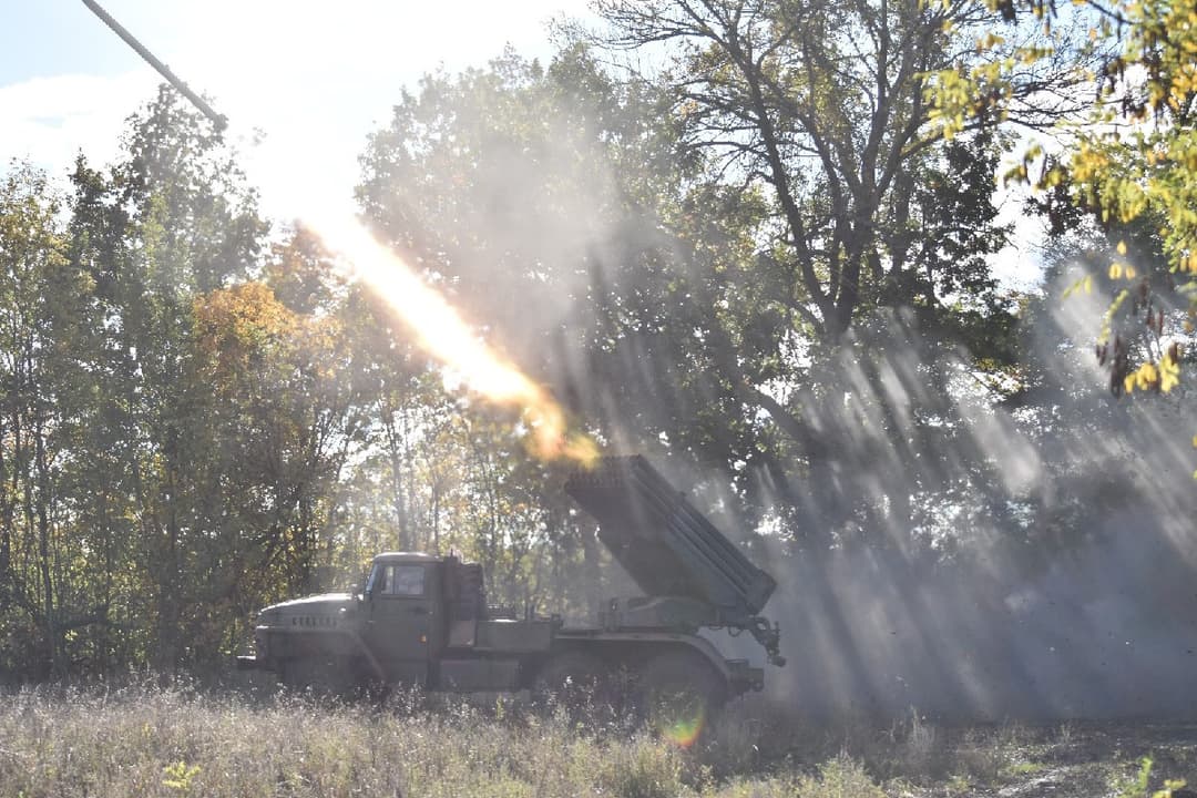 800-მდე ოკუპანტი და 50-მდე საავტომობილო ტექნიკა ერთ დღეში – რუსეთის ახალი დანაკარგები უკრაინაში