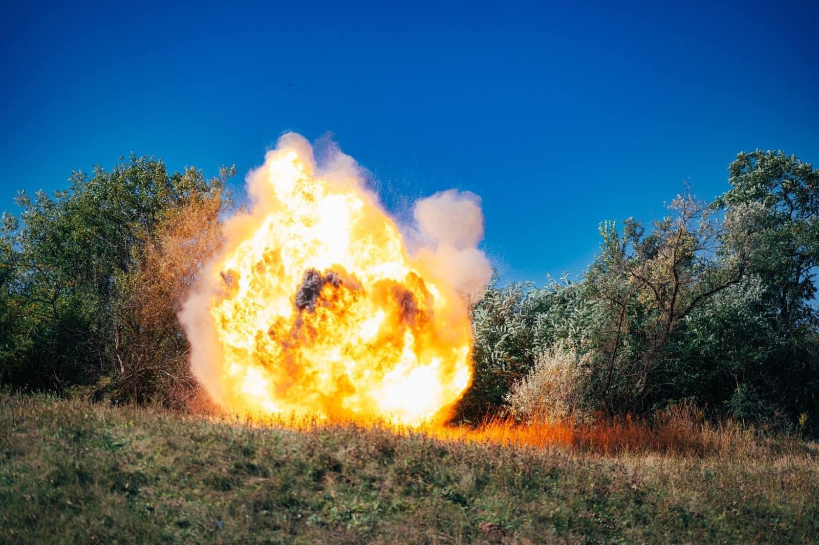 Frontnews image description