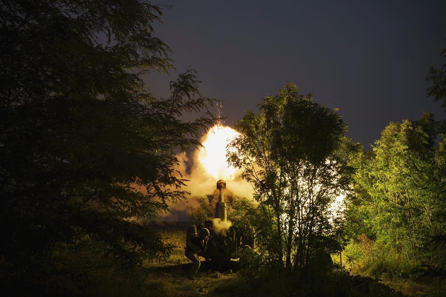 Frontnews image description