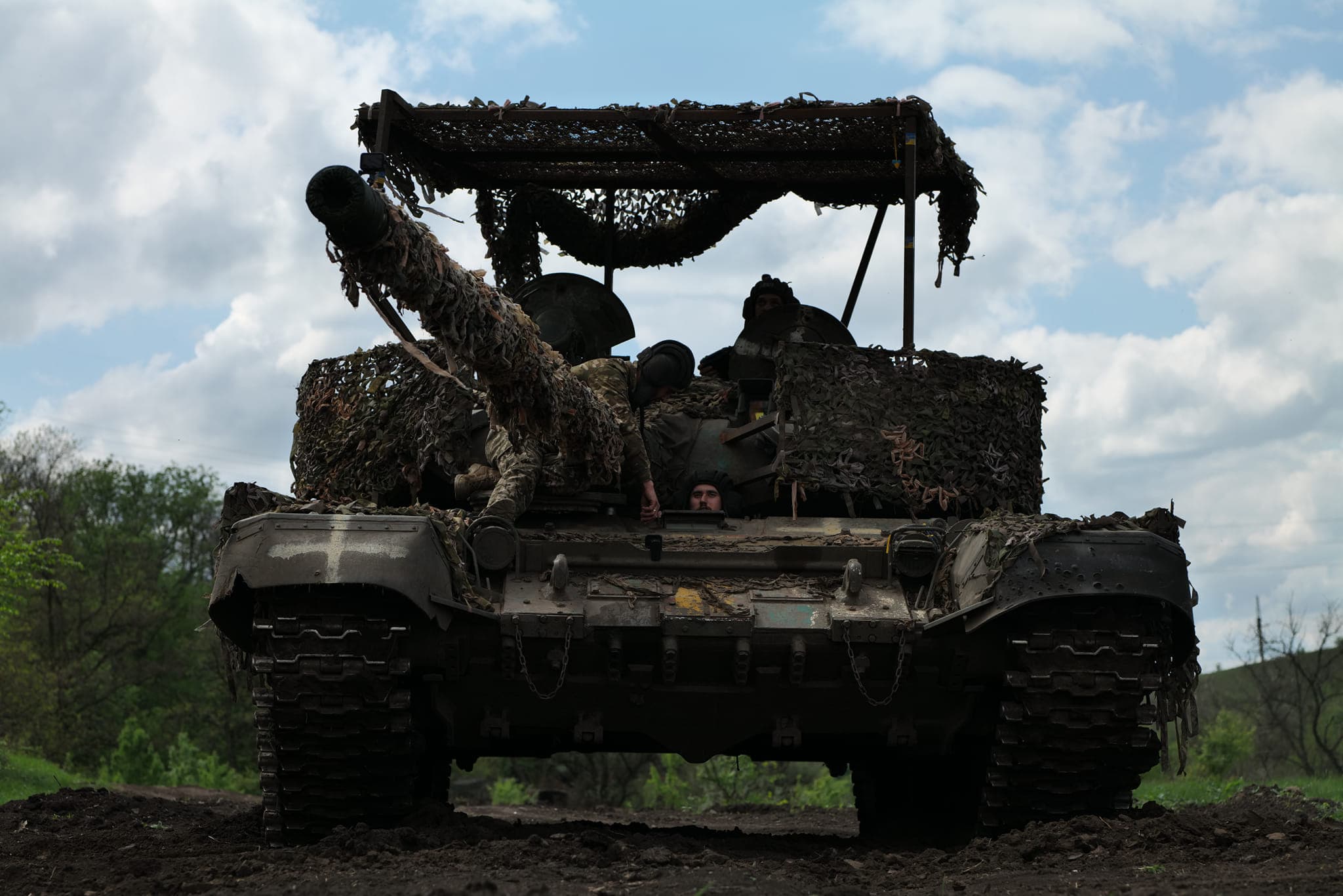 Frontnews image description