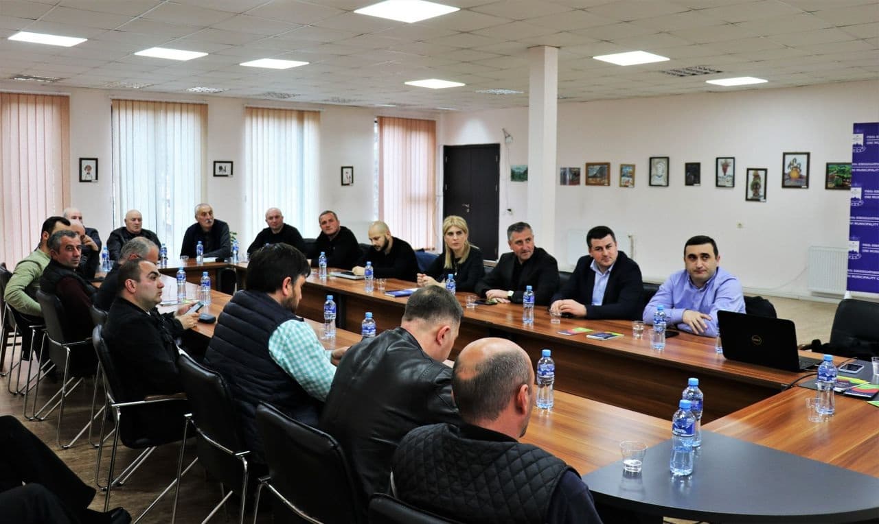 Frontnews image description